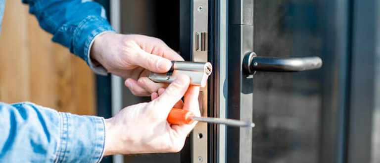 Commercial Locksmith Lynwood